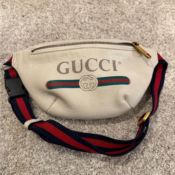 Authentic Gucci Cream Leather Small Belt Bag with Green & Red Web - Picture 2 of 16